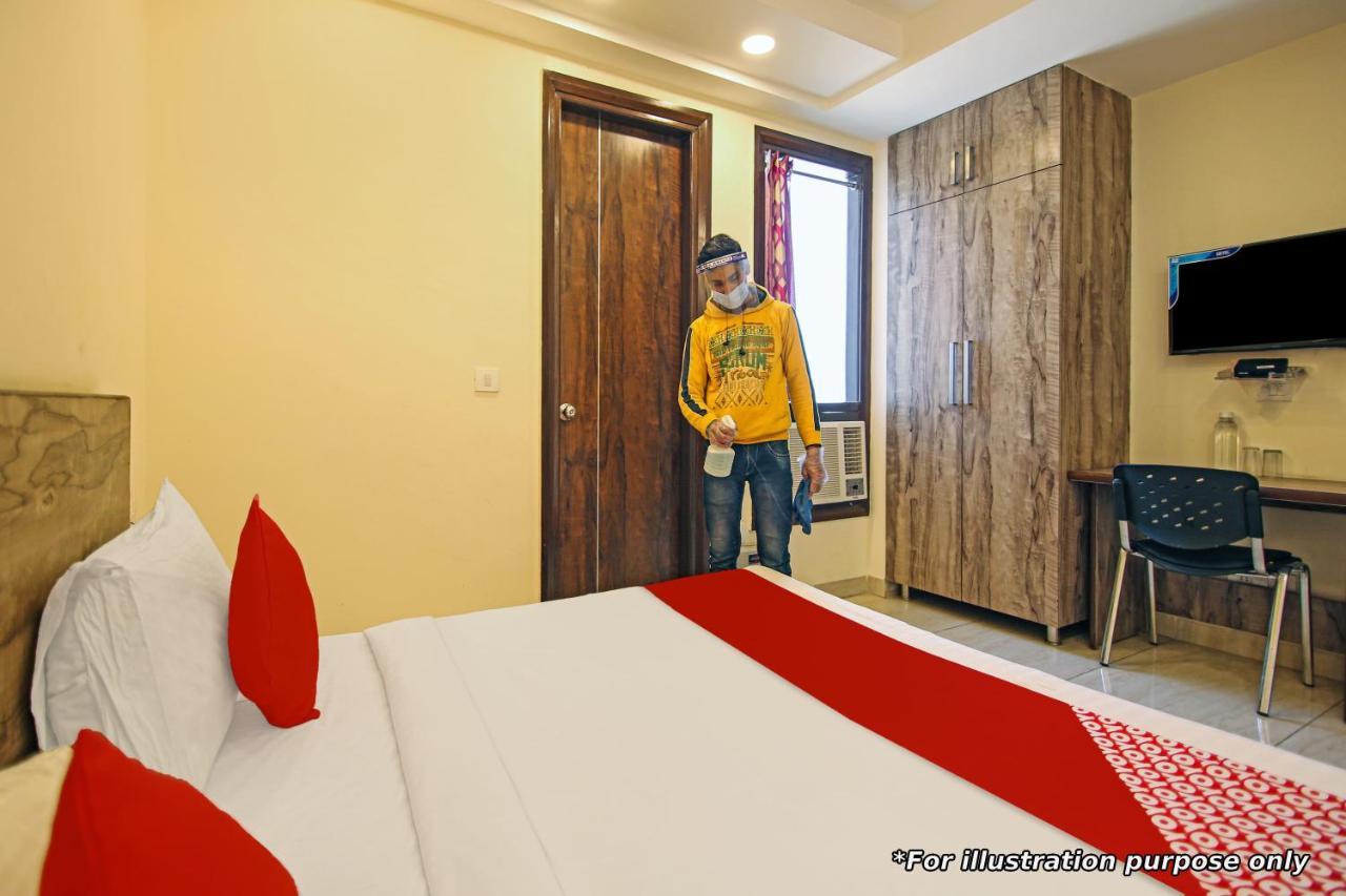 Fabexpress Bently Palace Mumbai Exterior photo